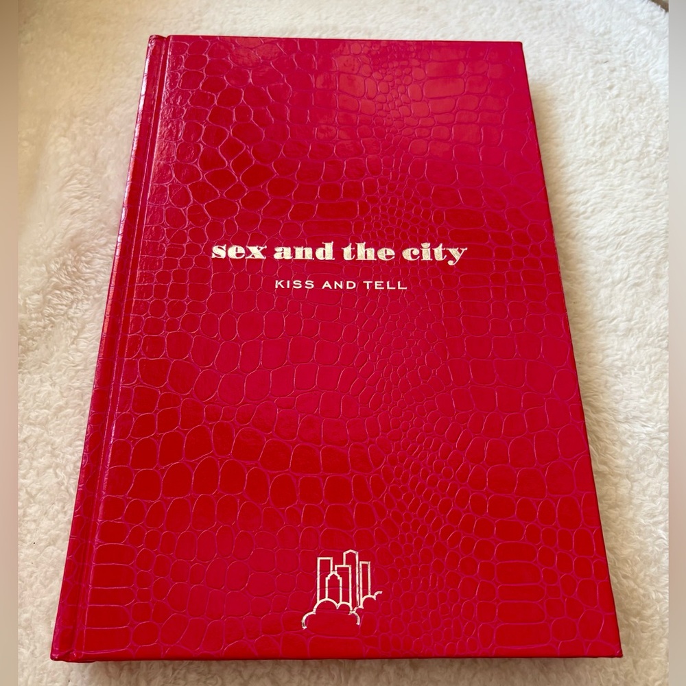 Pink 'Sex and the City' Book